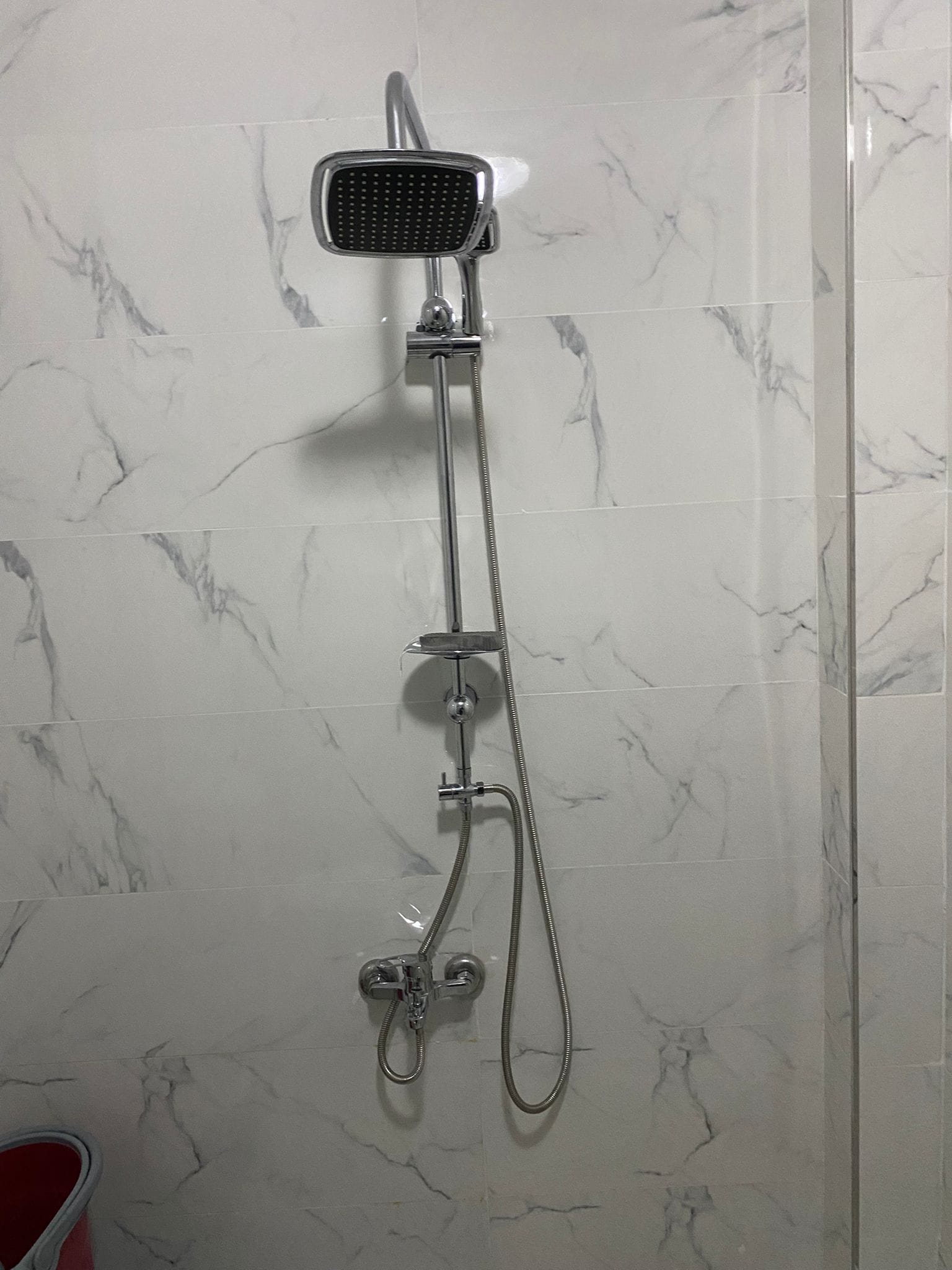 Duş gider tıkanıklığı açma